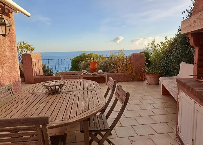 Paradis Bleu * Saint-Raphael (Var)